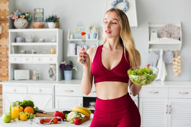 Guide to Keeping Your Muscles Healthy Through Proper Hydration